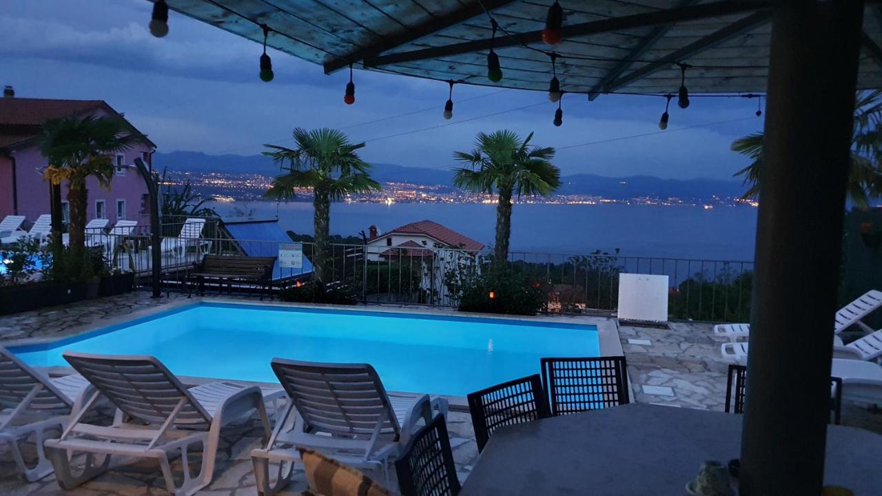 Apartments Kroatien Ловран Экстерьер фото